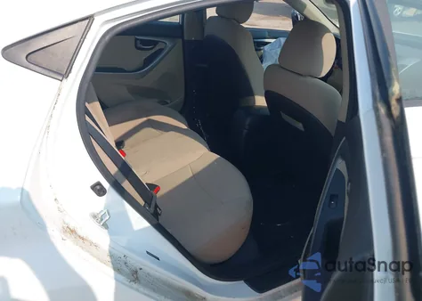 2016 Hyundai Elantra Se/Sport/Limited z USA, uszkodzony, nr VIN 5NPDH4AE9GH794201